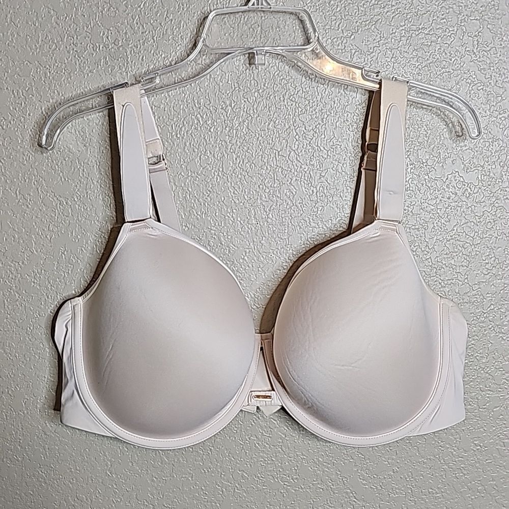 SHEFIT White Bra